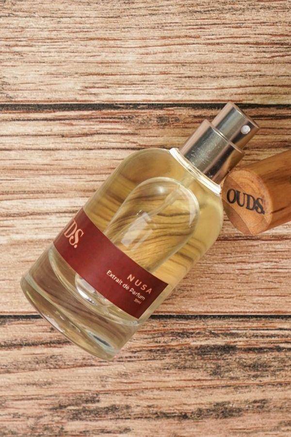 OUDS Perfume Nusa sebagai parfum pria yang disukai wanita 2022 (tokopedia.com)