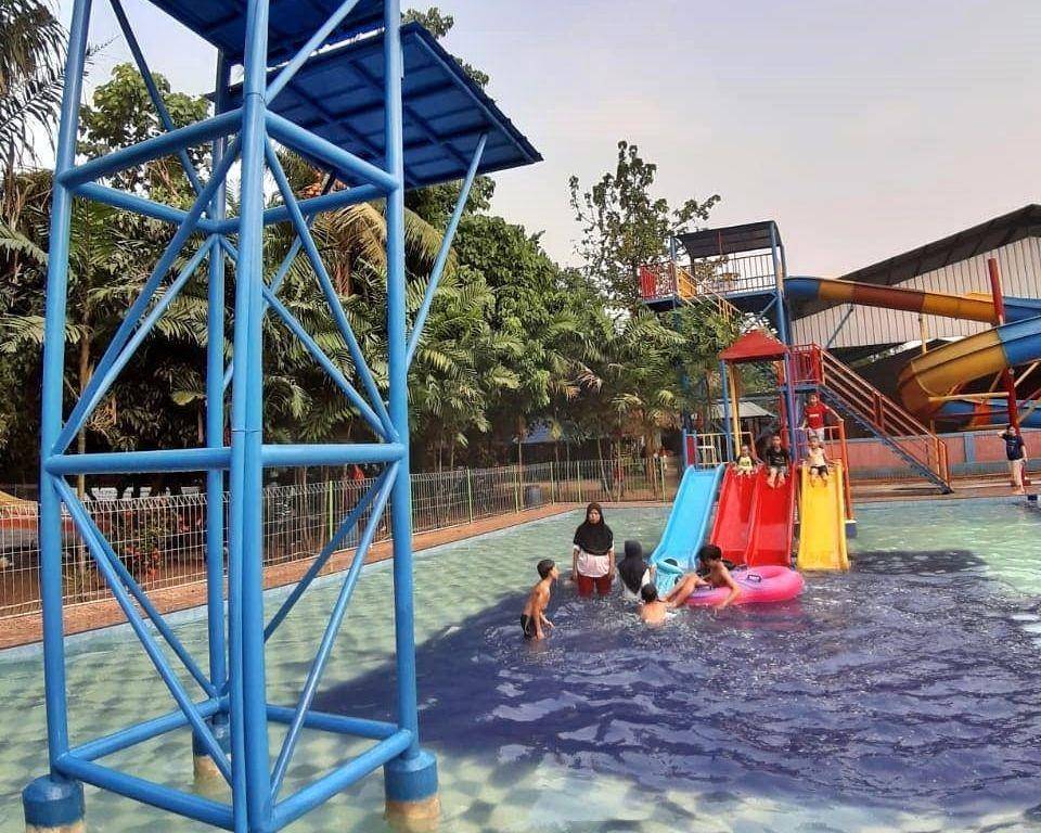 Taman wisata Pasir Putih (instagram.com/hawadarmawansyah12)