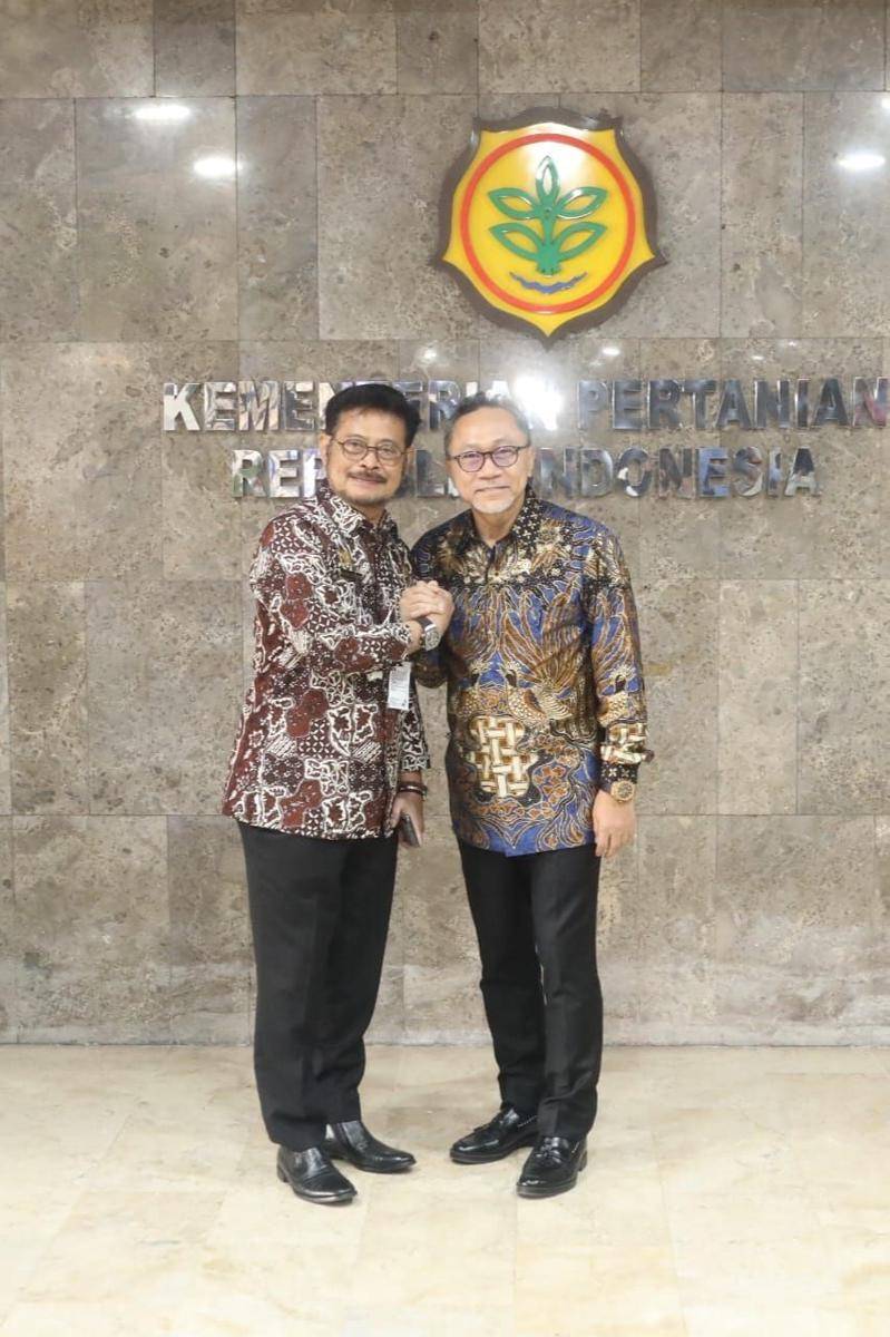 Mentan disambangi Mendag Zulhas di Kantor Kementan, Senin, (20/06/2022).