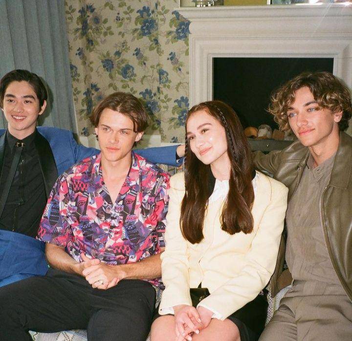 Lola Tung, Christopher Briney, Gavin Casalegno dan Sean Kaufman di serial The Summer I Turned Pretty (instagram.com/primevideo)