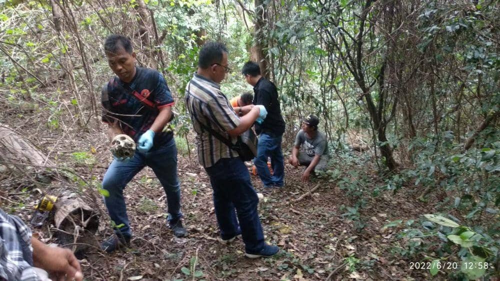 Penemuan tengkorak manusia di Lombok Tengah. (Dok. Polres Lombok Tengah)