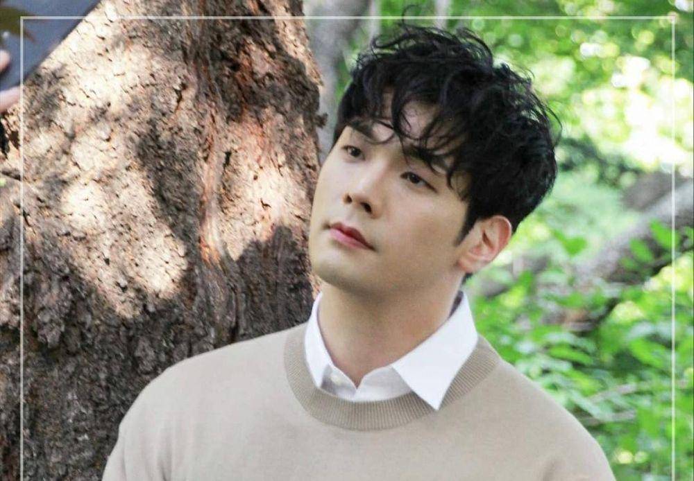 Choi Daniel (instagram.com/jwidecompany)