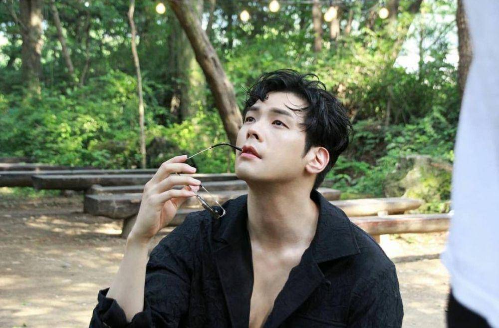 Choi Daniel (instagram.com/jwidecompany)