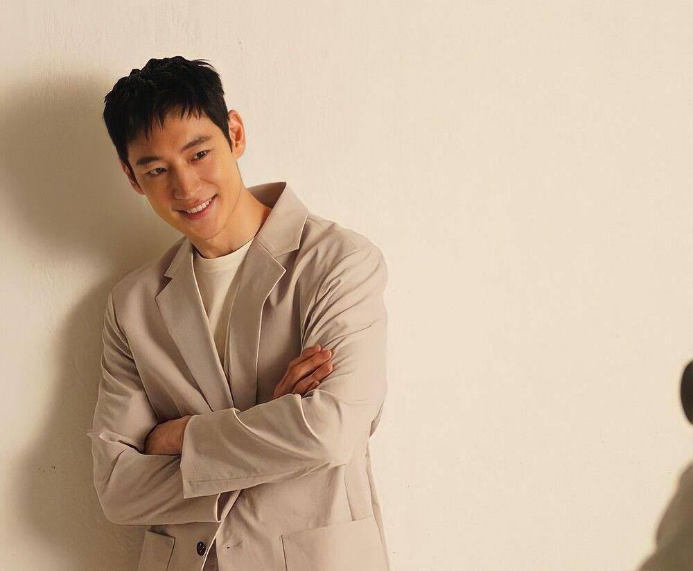 Lee Je Hoon (instagram.com/leejehoon_official)