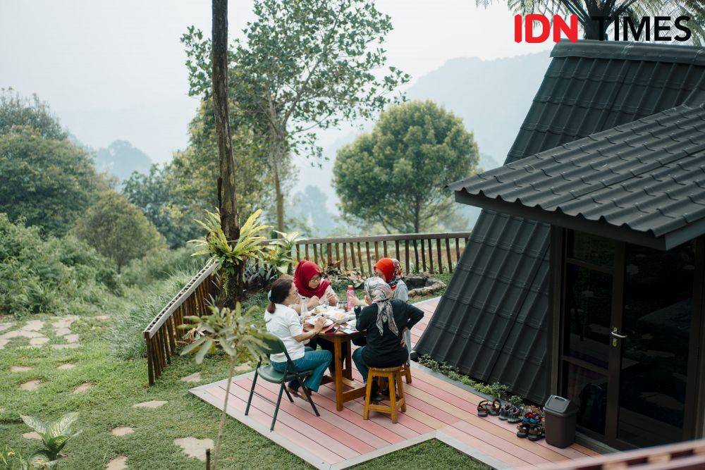 Potret liburan di Nebula Glamping (IDN Times/Herka Yanis Pangaribowo)