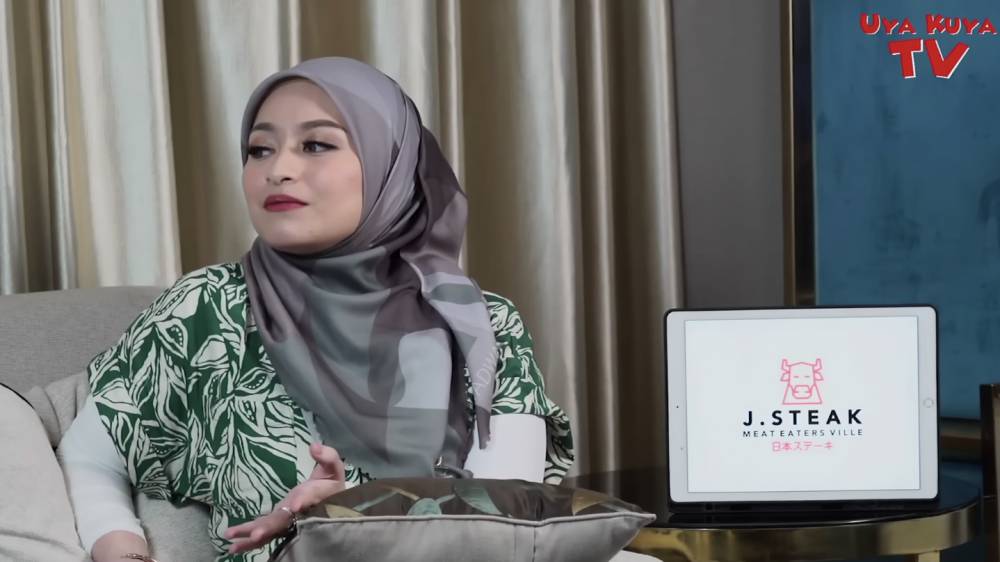 curhatan Natalie Holscher soal Putri Delina (YouTube.com/Uya Kuya TV)