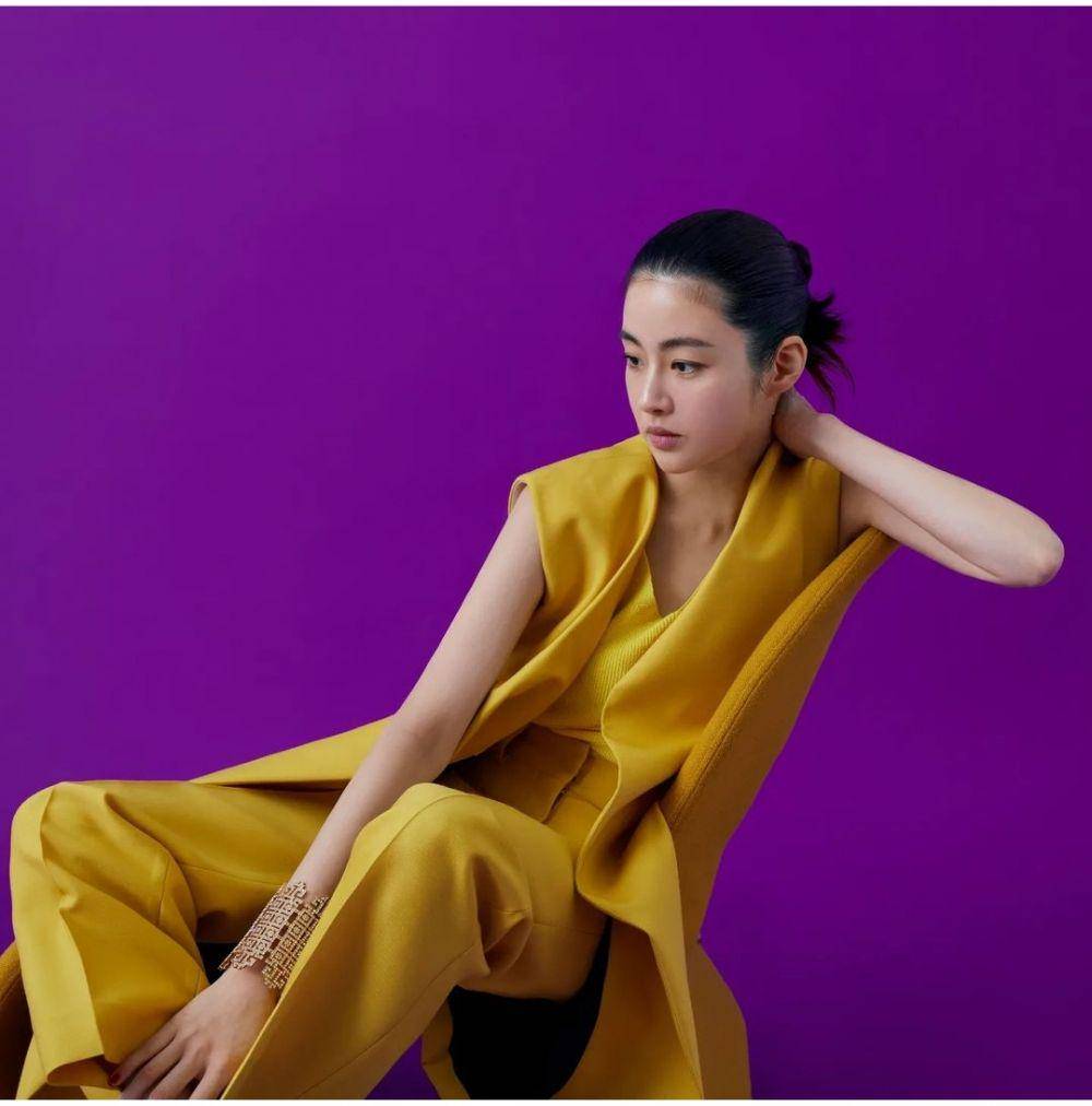 Kang Sora (instagram.com/reveramess_)