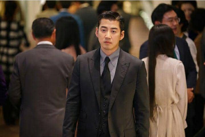 Yoon Kye Sang di Kiss Sixth Sense (instagram.com/yoonkyesang.official)
