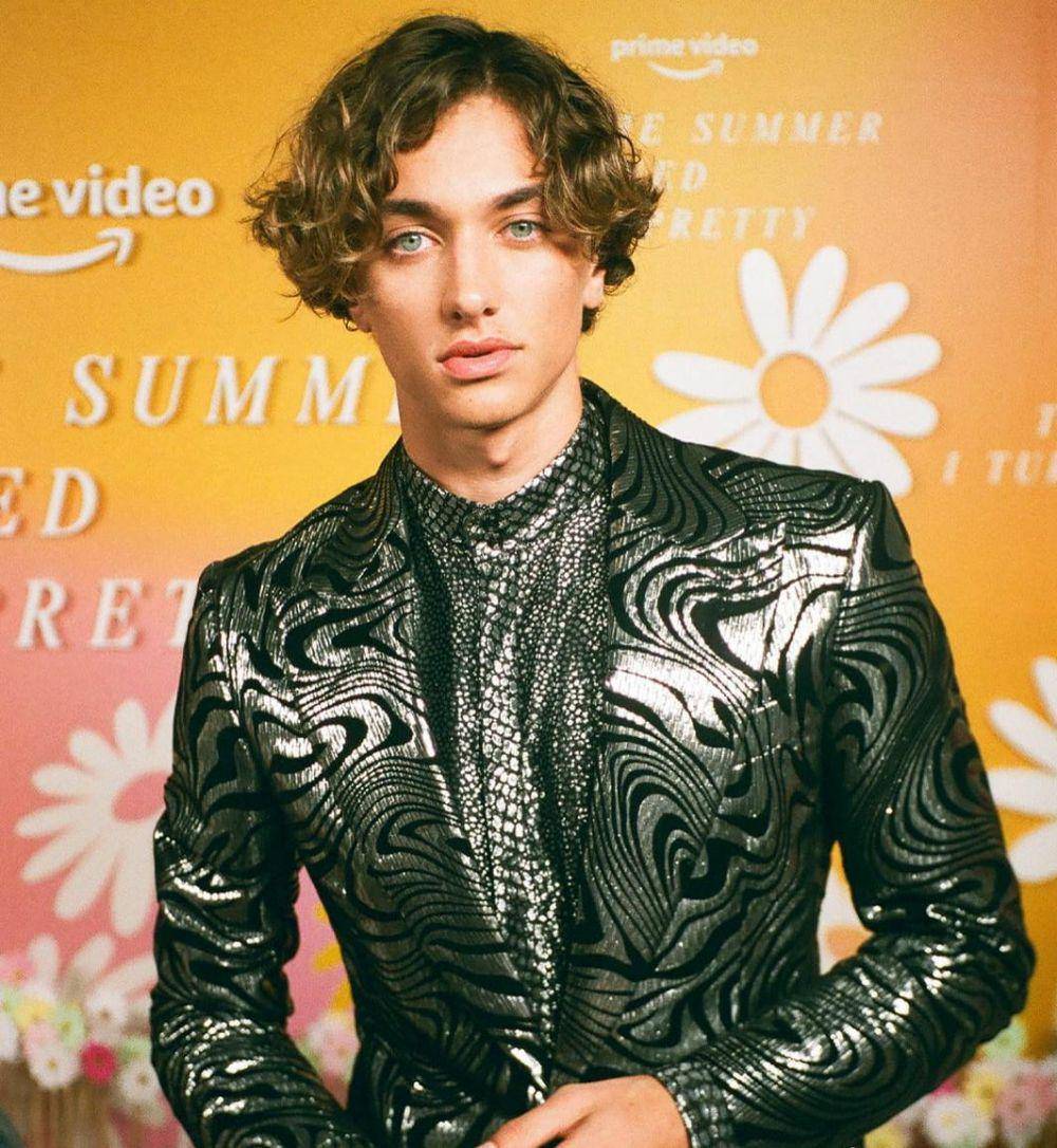 Gavin Casalegno di The Summer I Turned Pretty (instagram.com/primevideo)