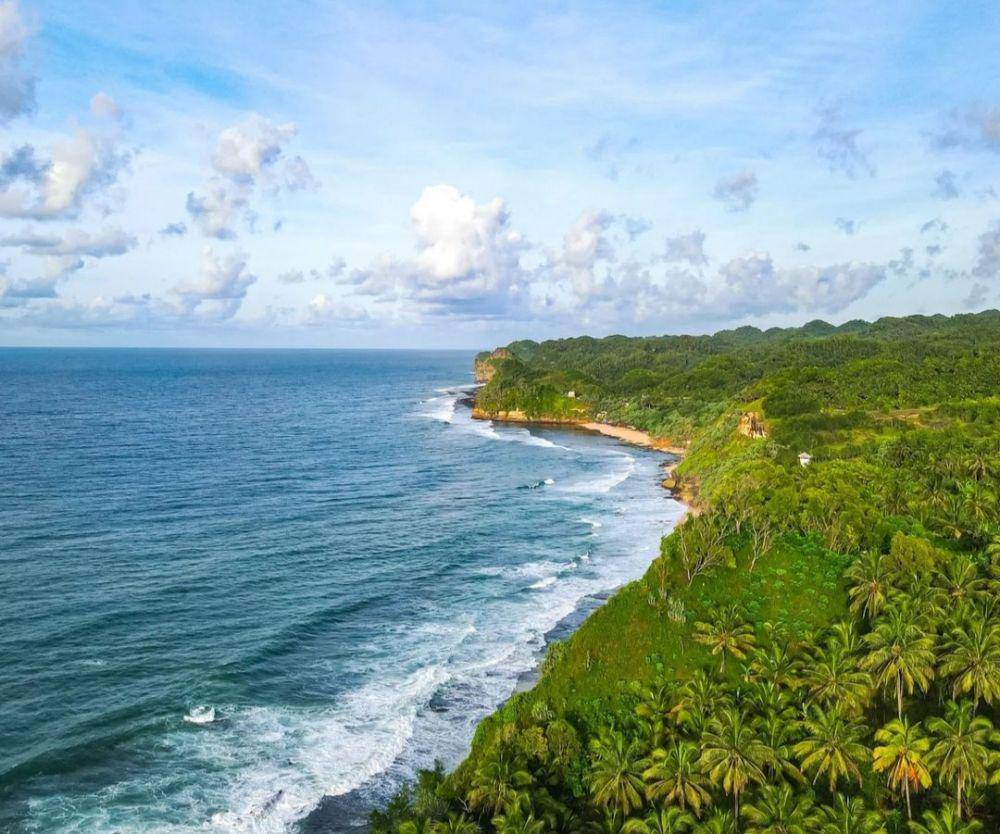 Pantai Banyu Tibo (instagram.com/angga_hariady)