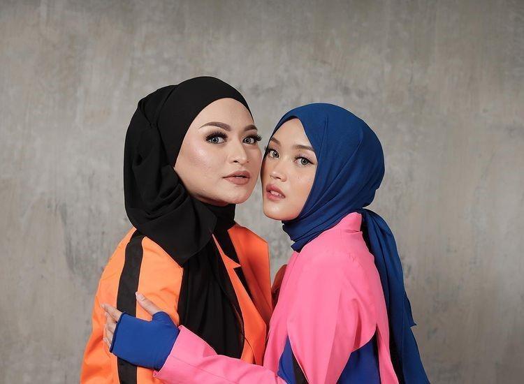 Jadi Sorotan, 10 Potret Akrab Putri Delina dan Nathalie Holscher