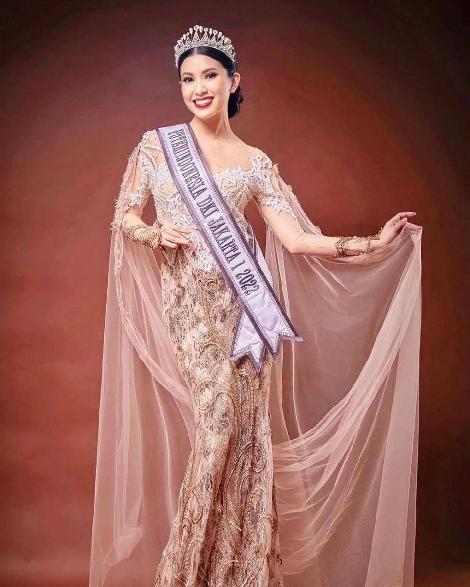 Kebaya Angelia Rizky. (instagram.com/angeliarzky)