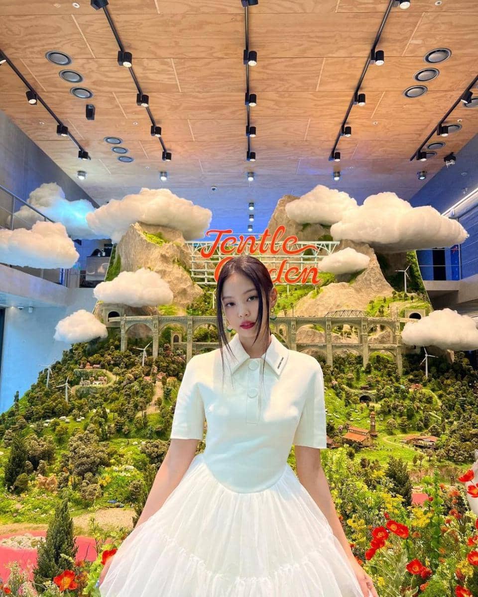 Jennie BLACKPINK (instagram.com/jennierubyjane)