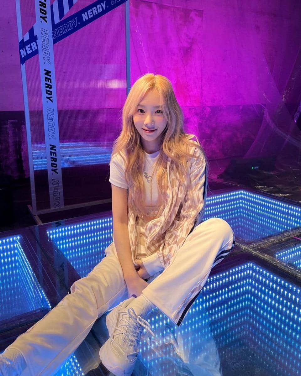 Taeyeon SNSD (instagram.com/taeyeon_ss)