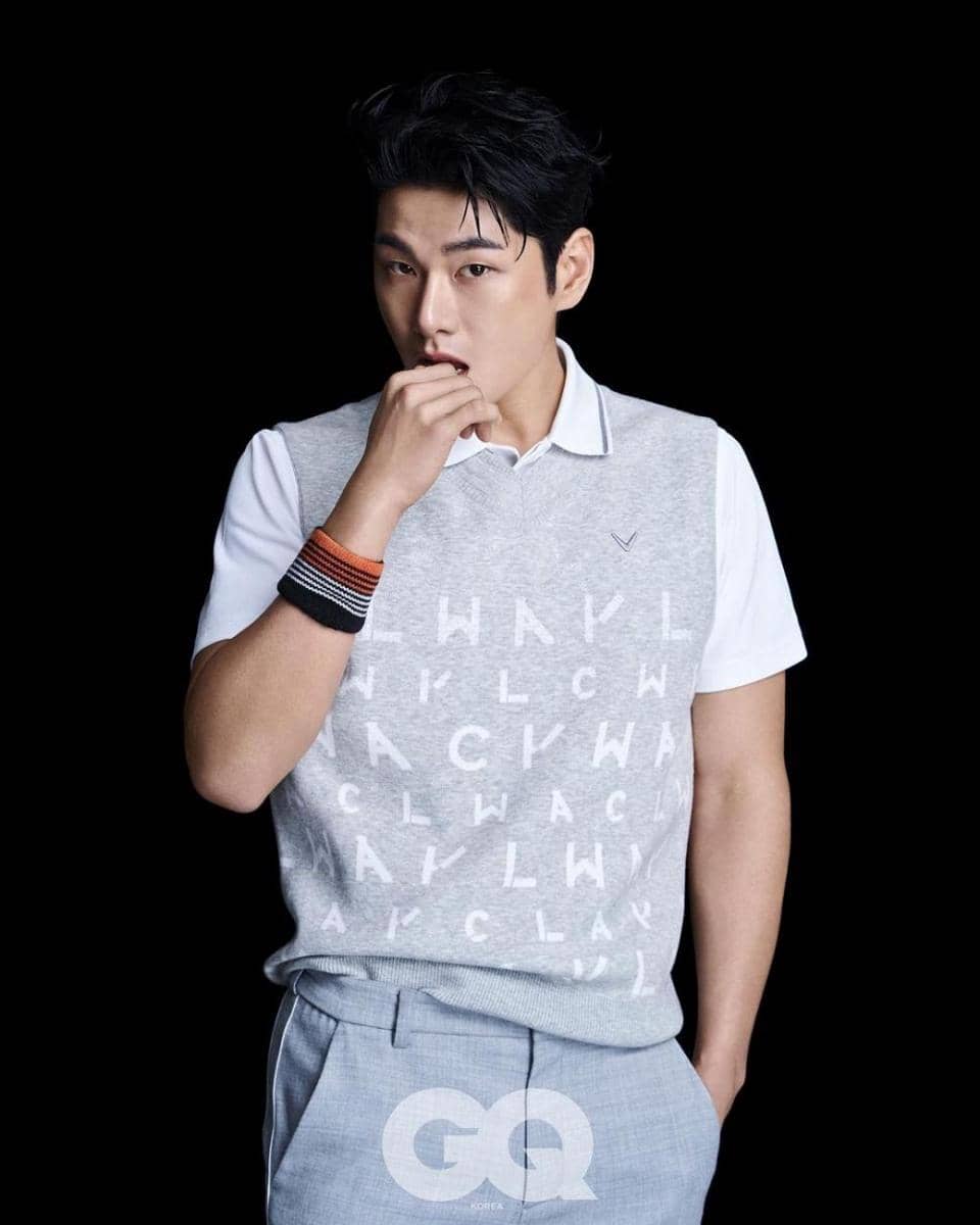Lee Yi Kyung (instagram.com/luvlk89)