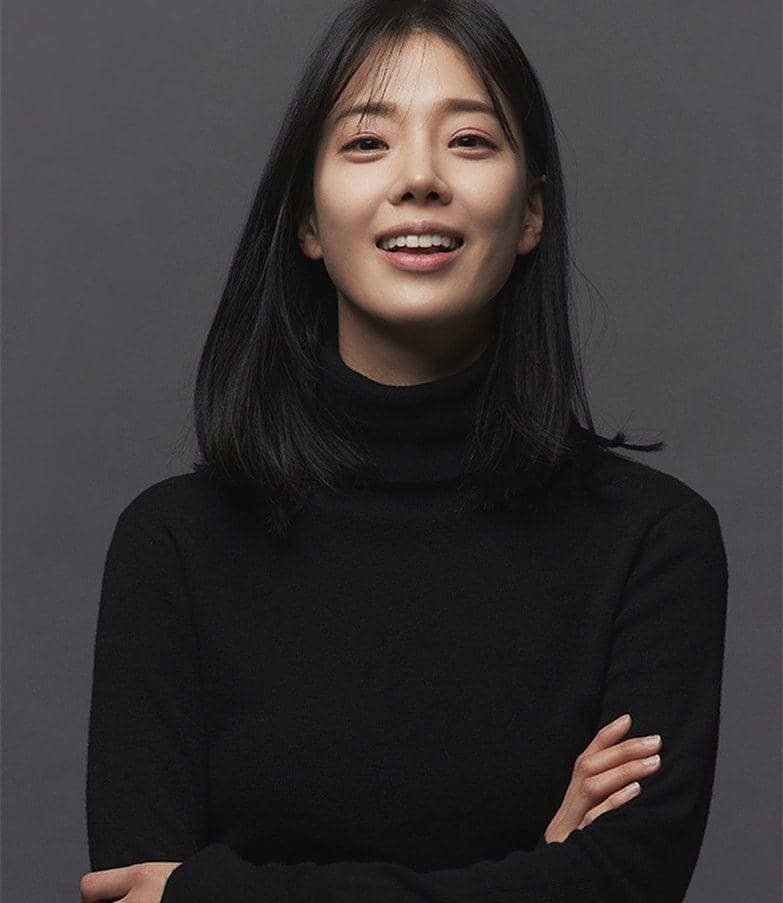 Lim Se Mi (instagram.com/susemee)