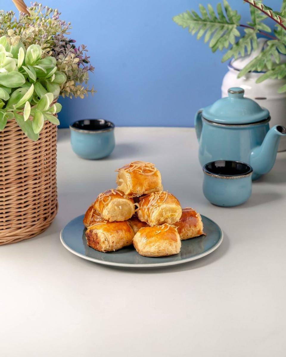 prima rasa bolen (Instagram.com/primarasabakeryandpastry)