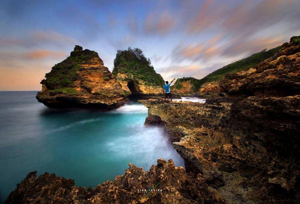 Pantai Sari Gaong (instagram.com/vian.inside)