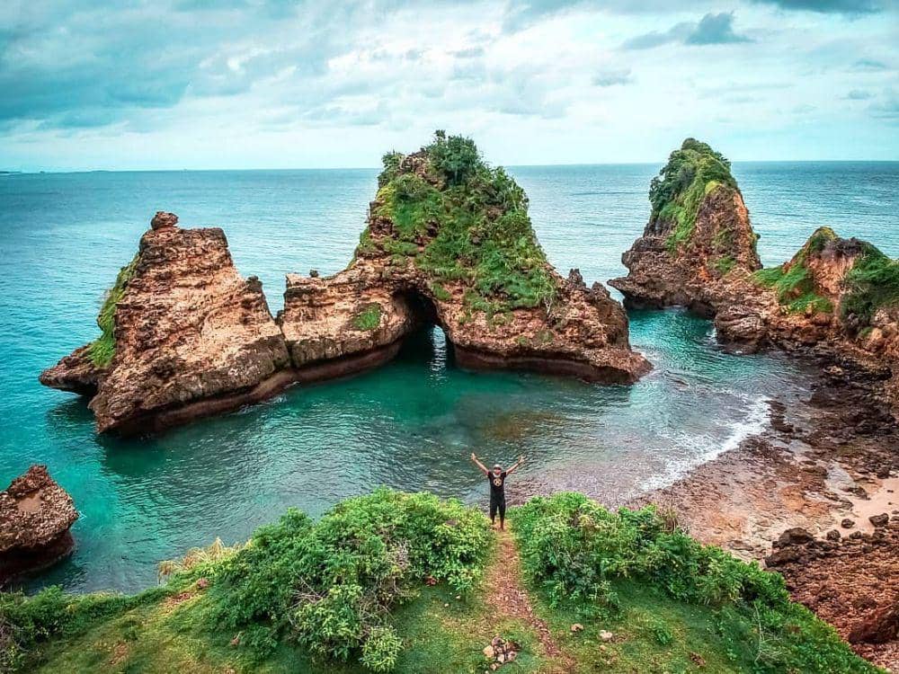 Pantai Sari Gaong (instagram.com/fachreeizzy)