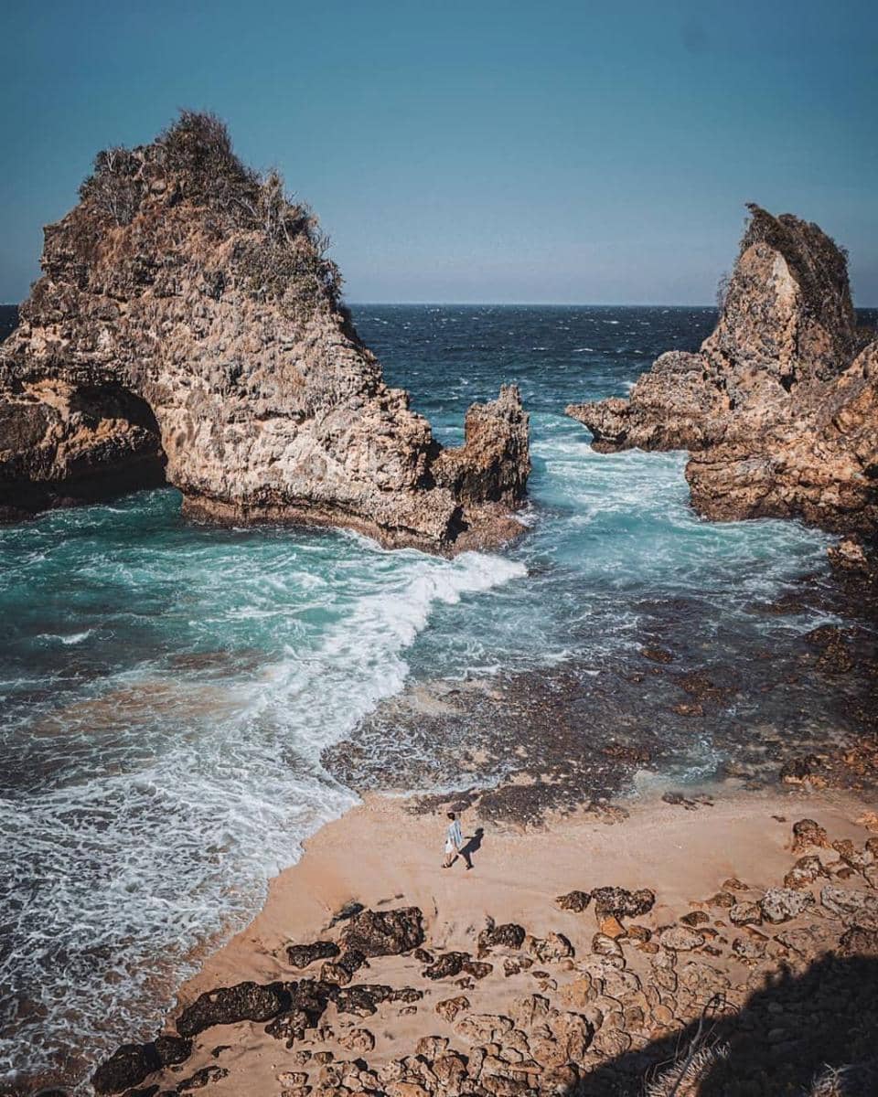 Pantai Sari Gaong (instagram.com/travelerbaper_)