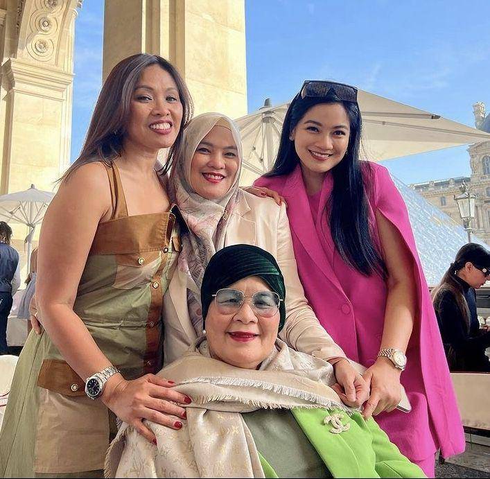 Liburan Titi Kamal dan ibunda (instagram.com/titi_kamall)