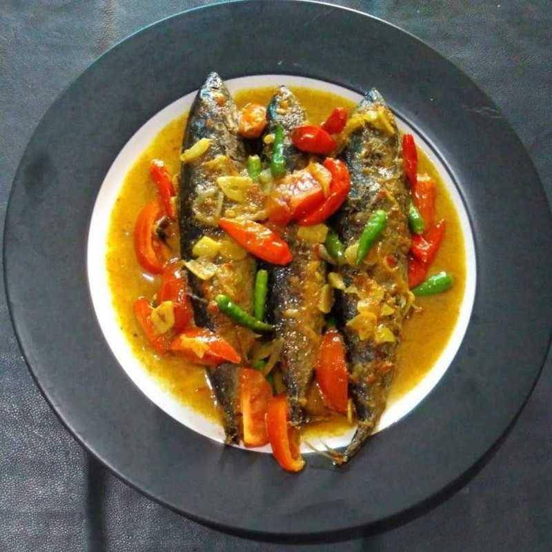 Ilustrasi ikan shisamo siram sambal (yummy.co.id/Siswinarti)