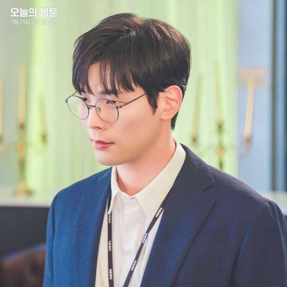 karakter Today's Webtoon (instagram.com/sbsdrama.official)