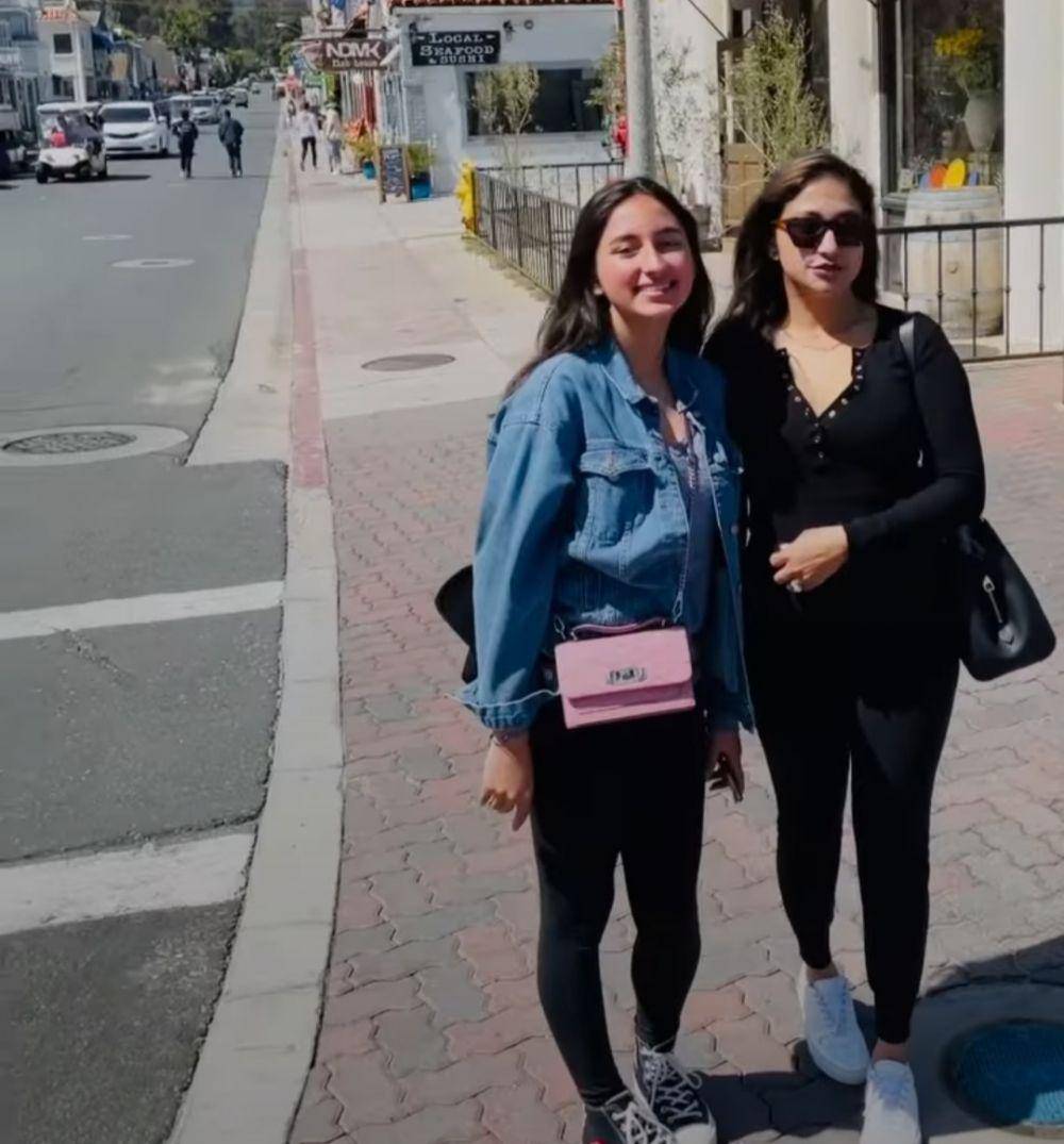 Rahma Azhari dan putrinya (instagram.com/raazharita)