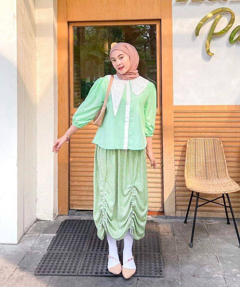 style hijab drawstring skirt (instagram.com/itsbellefirst)