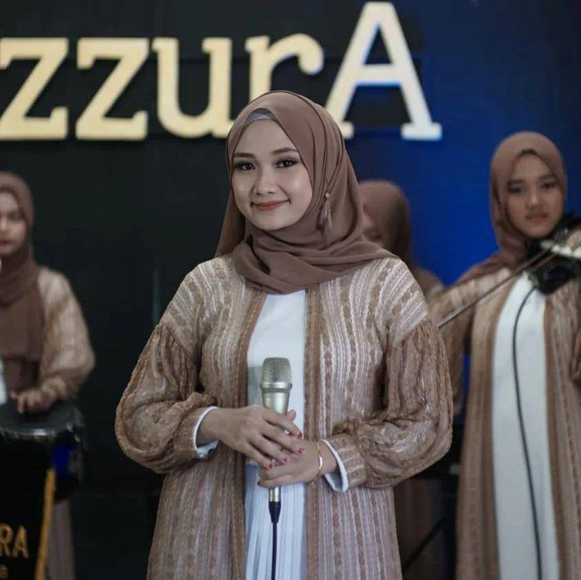 Nazla Zain tampil di panggung (instagram.com/nazla_zain)