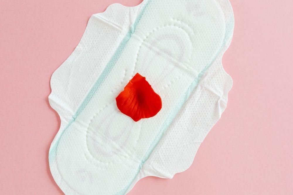 10 Penyebab Darah Menstruasi Hanya Sedikit, Apakah Bahaya?