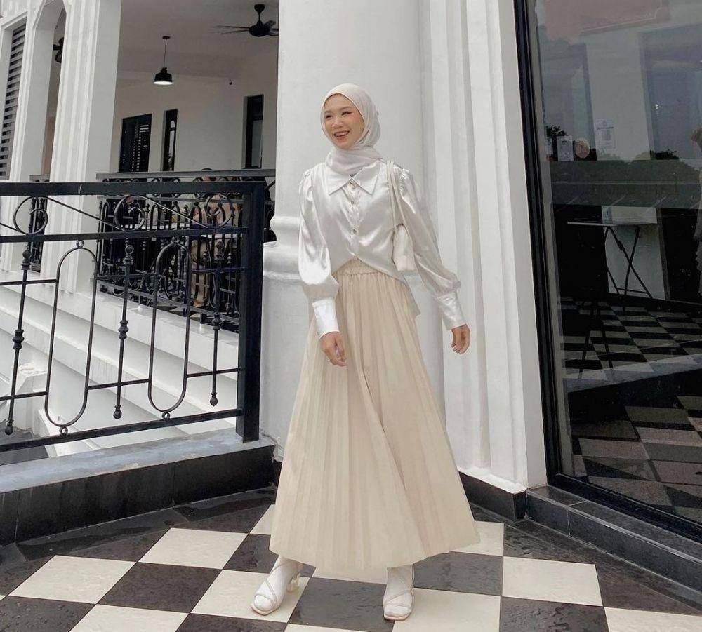 ootd hijab silk (instagram.com/hidayah.gn)