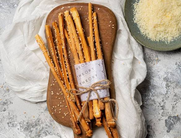 ilustrasi parmesan breadsticks (instagram.com/theorydessertbar)
