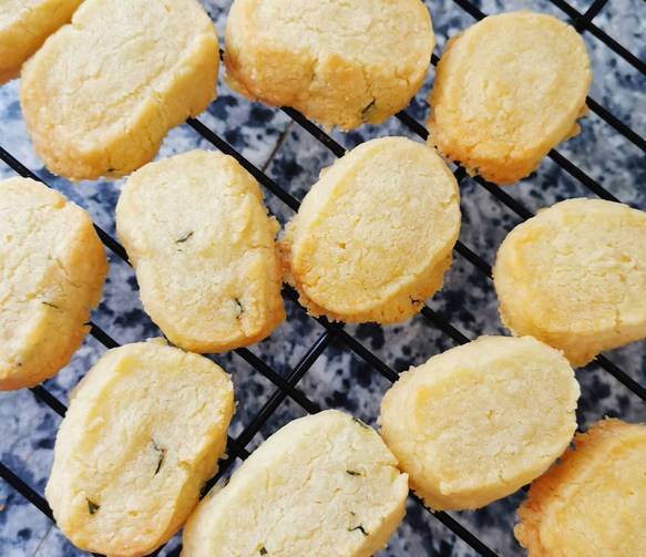 ilustrasi parmesan biscuits (instagram.com/kiwi_girleats)