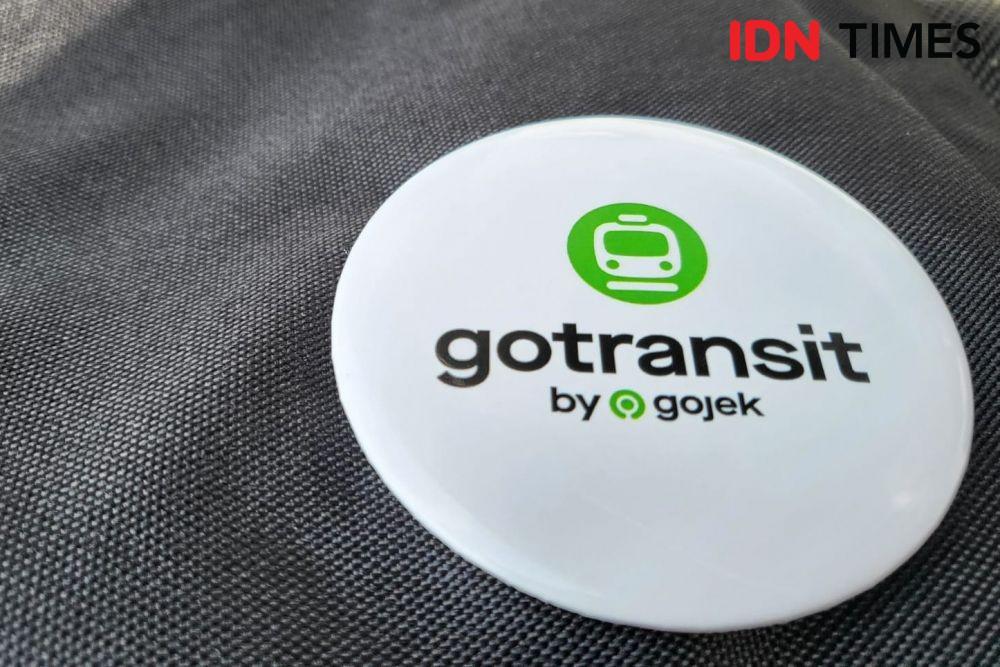 Beli Tiket KRL Kini Bisa Lewat Aplikasi Gojek, Mudah Banget!