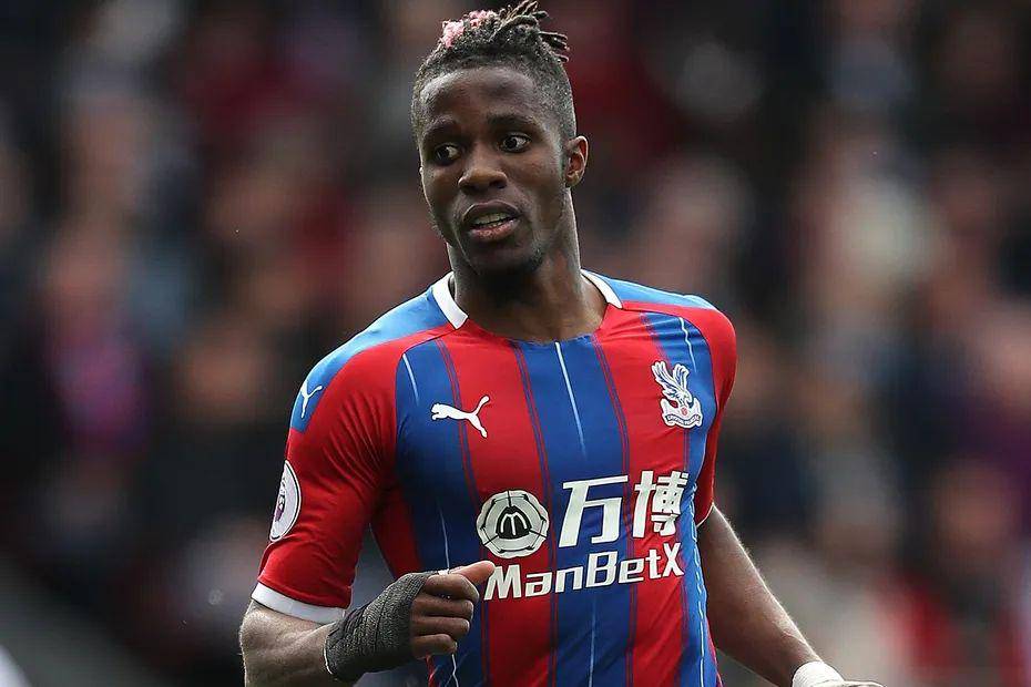 potret Wilfried Zaha (premierleague.com)