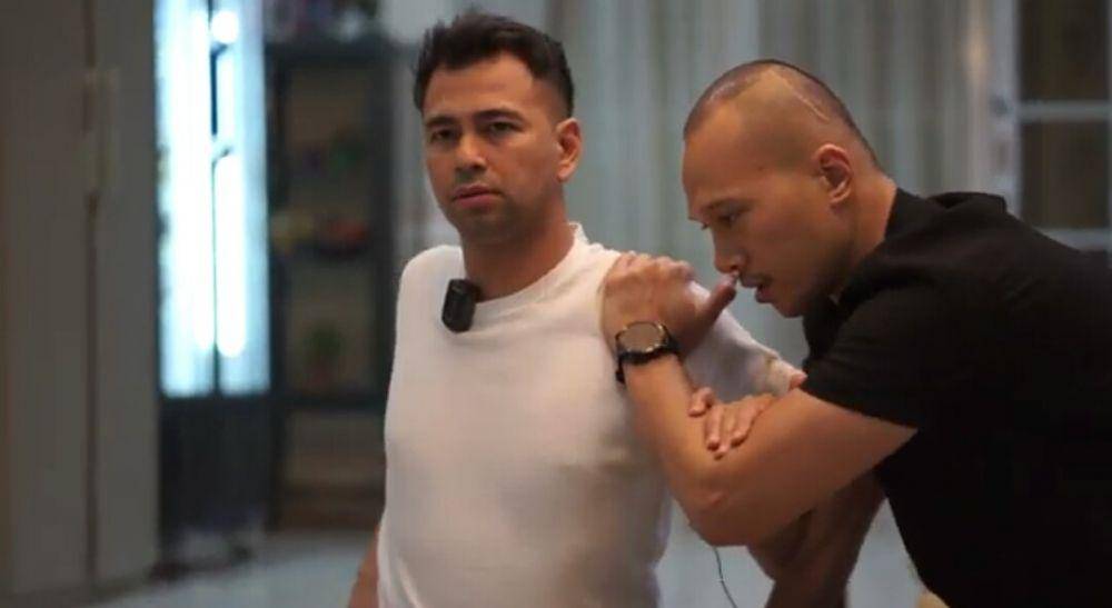 Raffi Ahmad dikeretek Bima Aryo. (youtube.com/BEEMZ ARYO)