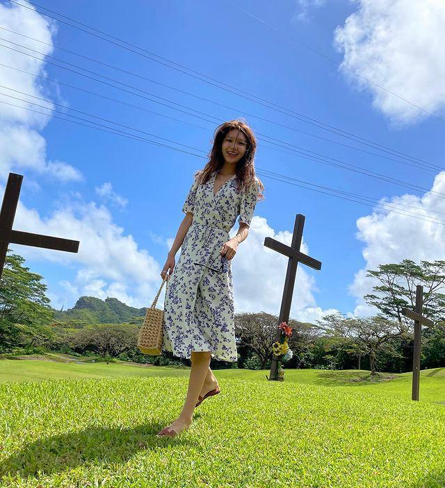 9 Inspirasi Outfit Fashionable ala Sooyoung SNSD, Stylish Abis!
