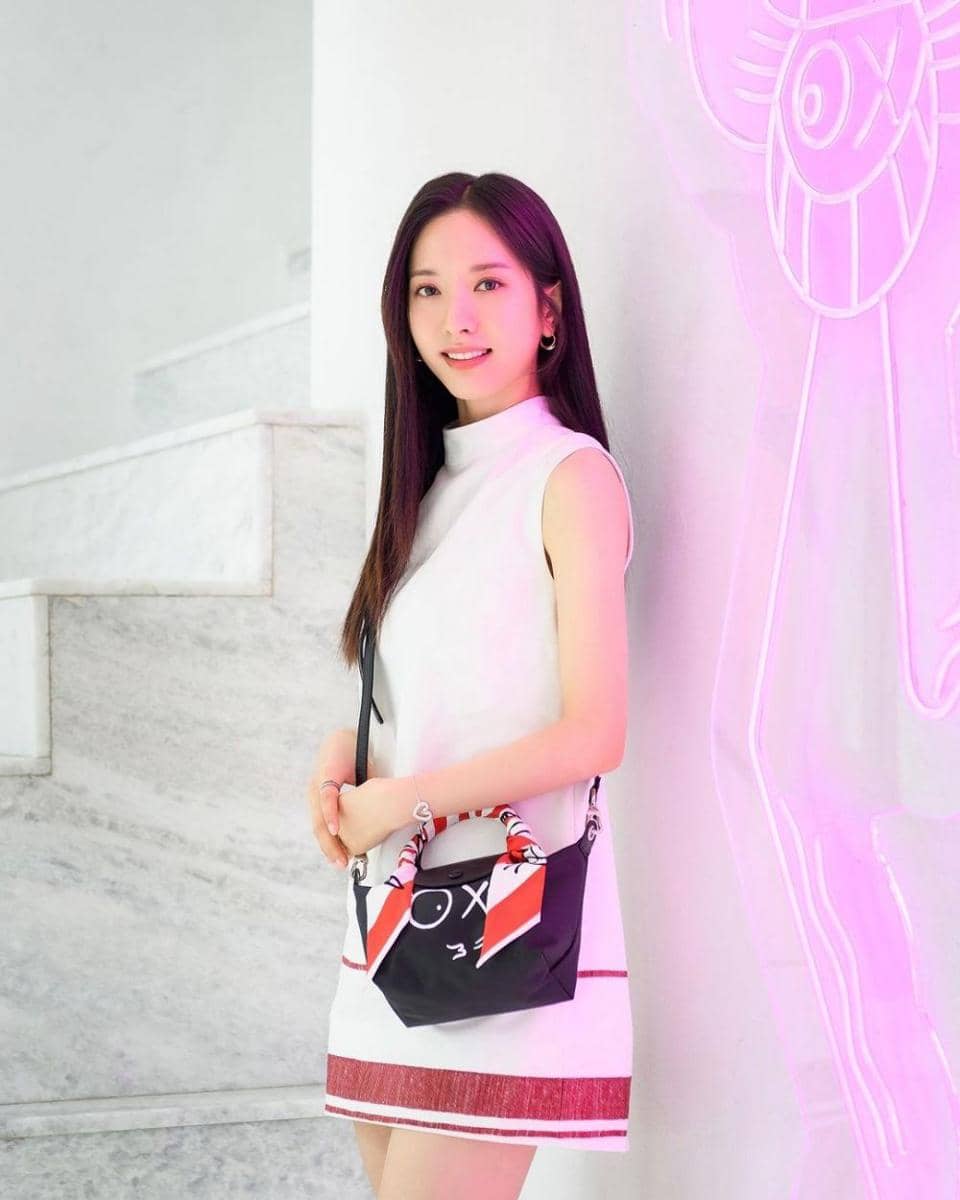 Bona WJSN (instagram.com/bn_95819)