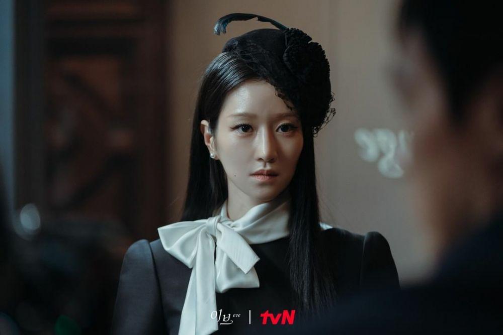 11 Harga Outfit Seo Ye Ji di KDrama Eve, Curi Perhatian (Part 2)