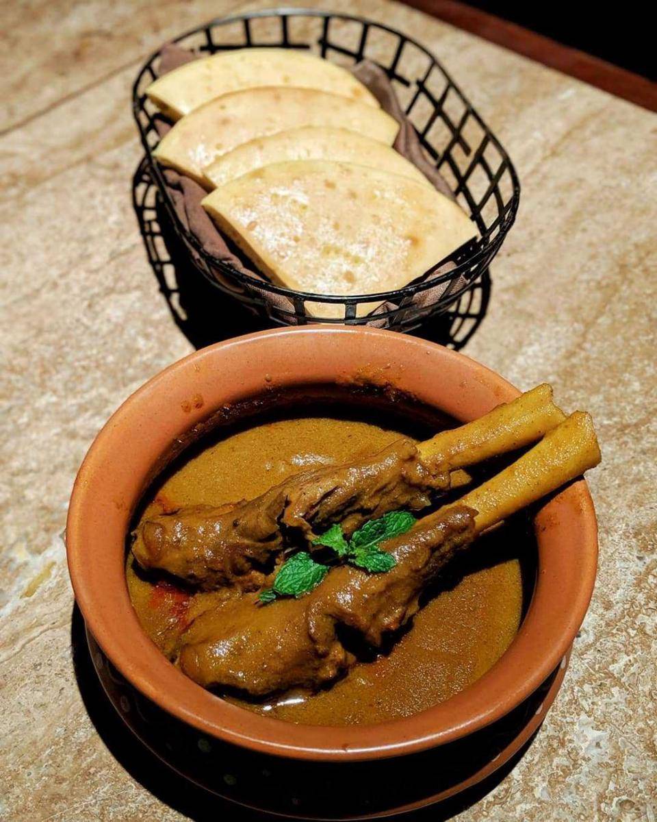 ilustrasi nalli nihari (instagram.com/mamatha_1)