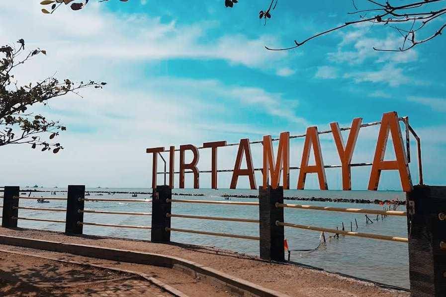Pantai Tirtamaya (instagram.com/moh_wildan_chaerol_fahmi)