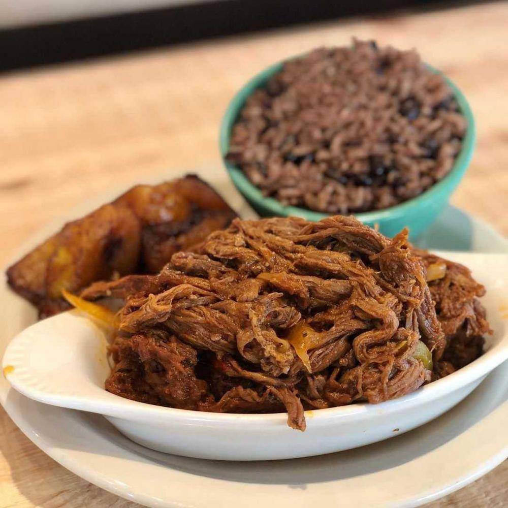 ilustrasi ropa vieja (instagram.com/minumeralocal)