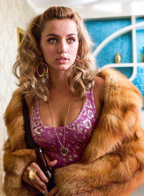 Ana de Armas sebagai Felicidad Iglesias di film Hands of Stone (dok.Fuego Films/Hands of Stone)