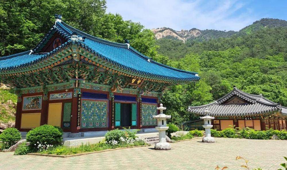 Seoraksan National Park (instagram.com/jilllianlabruzzo)