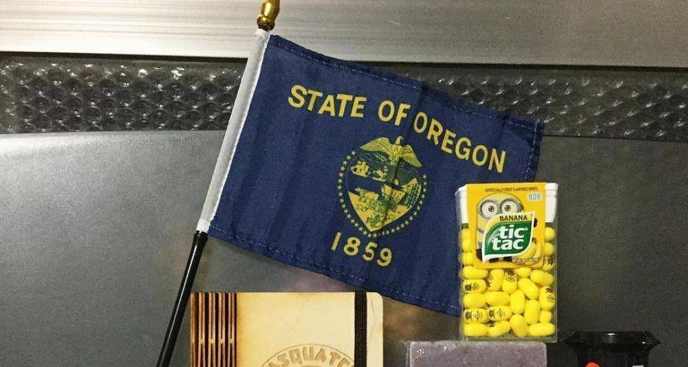 Oregon Flag (instagram.com/portlandflag)