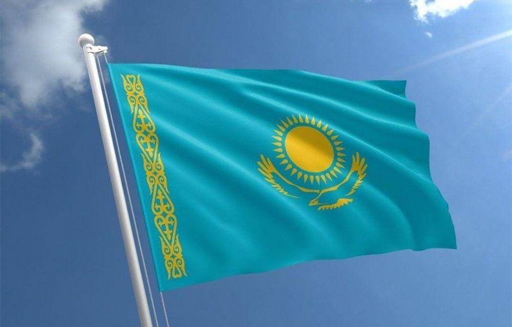 Kazakhstan Flag (instagram.com/kazakhstan_news201)