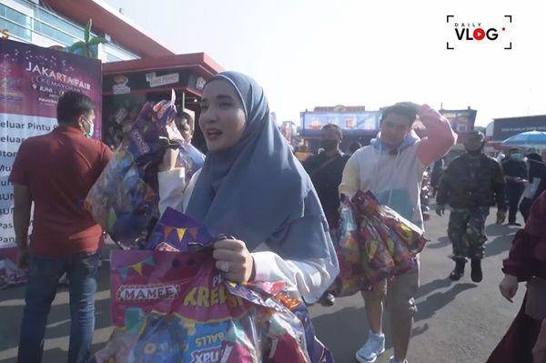 Zaskia Sungkar main ke PRJ (youtube.com/thesungkarsfamily)