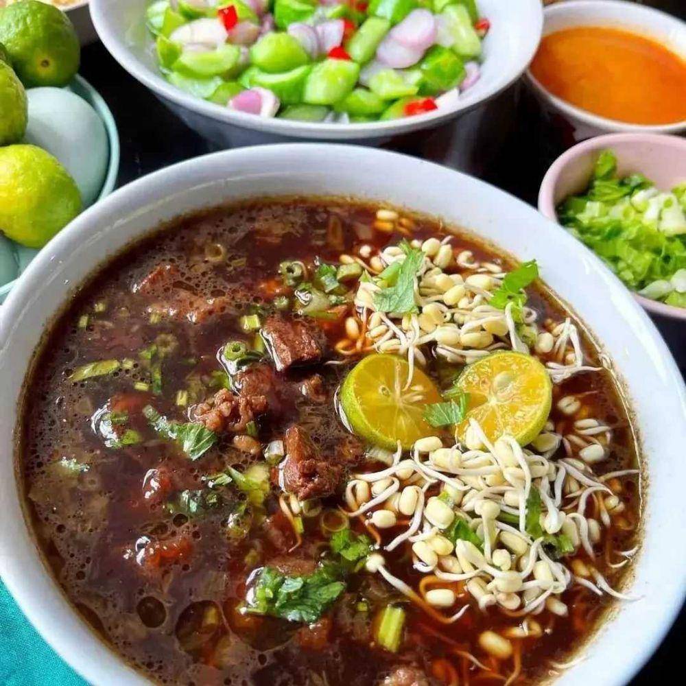rawon daging ala rumahan (instagram.com/galeryresepterkini)