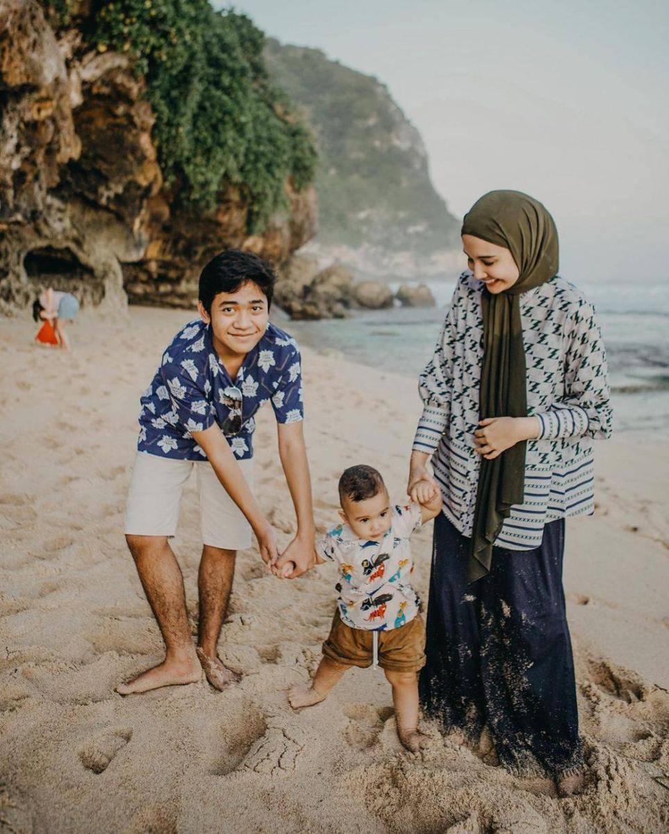 potret baby Ukkasya berjalan (instagram.com/rizkyrakhmani)